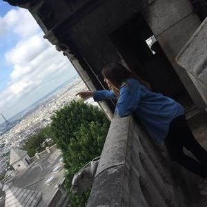 Meet your Posher, Nora